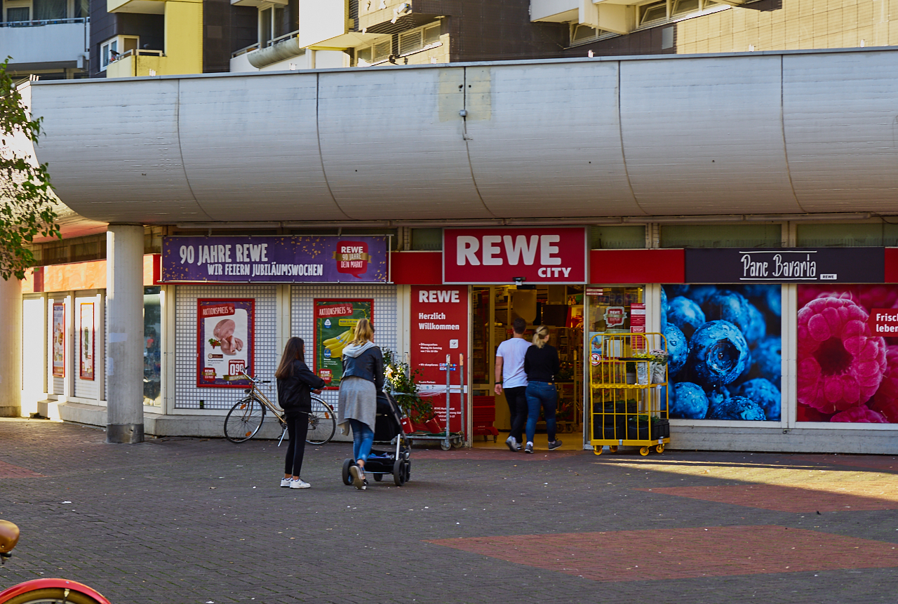 #REWE, #EDEKA, #SANIERUNG, #MARX-ZENTRUM, #PESCHELANGER