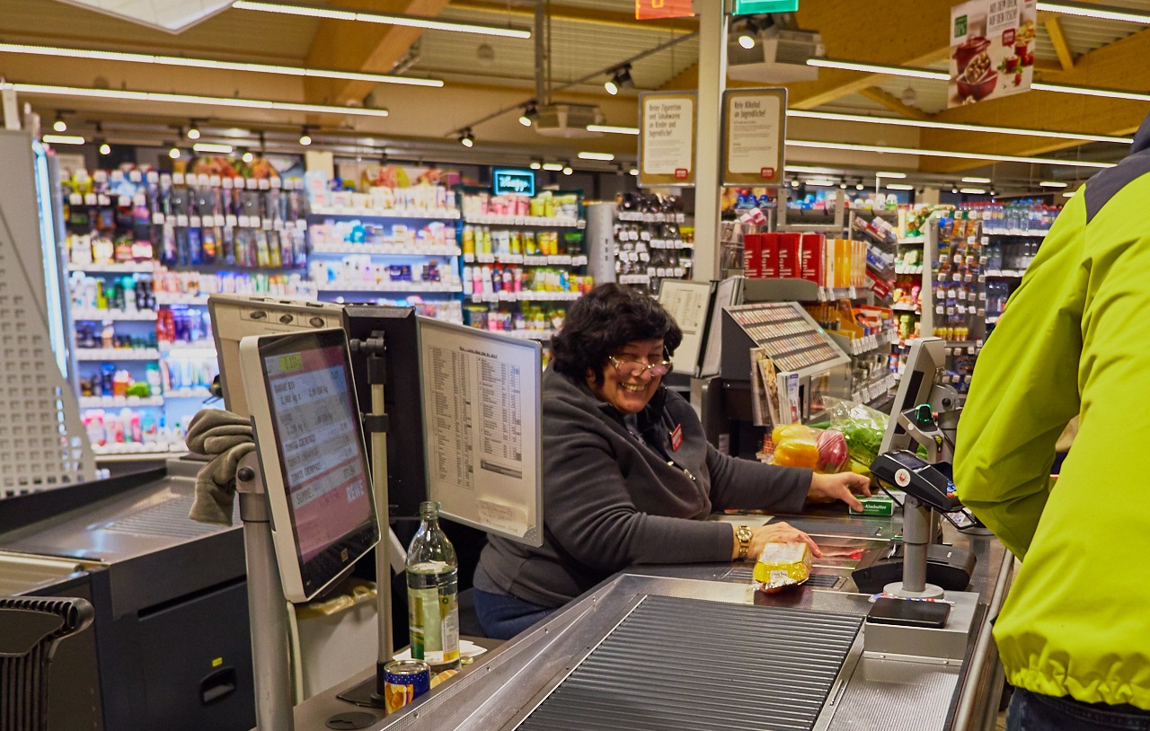 Miss Payback mit neuem Arbeitsplatz 23.12.2017