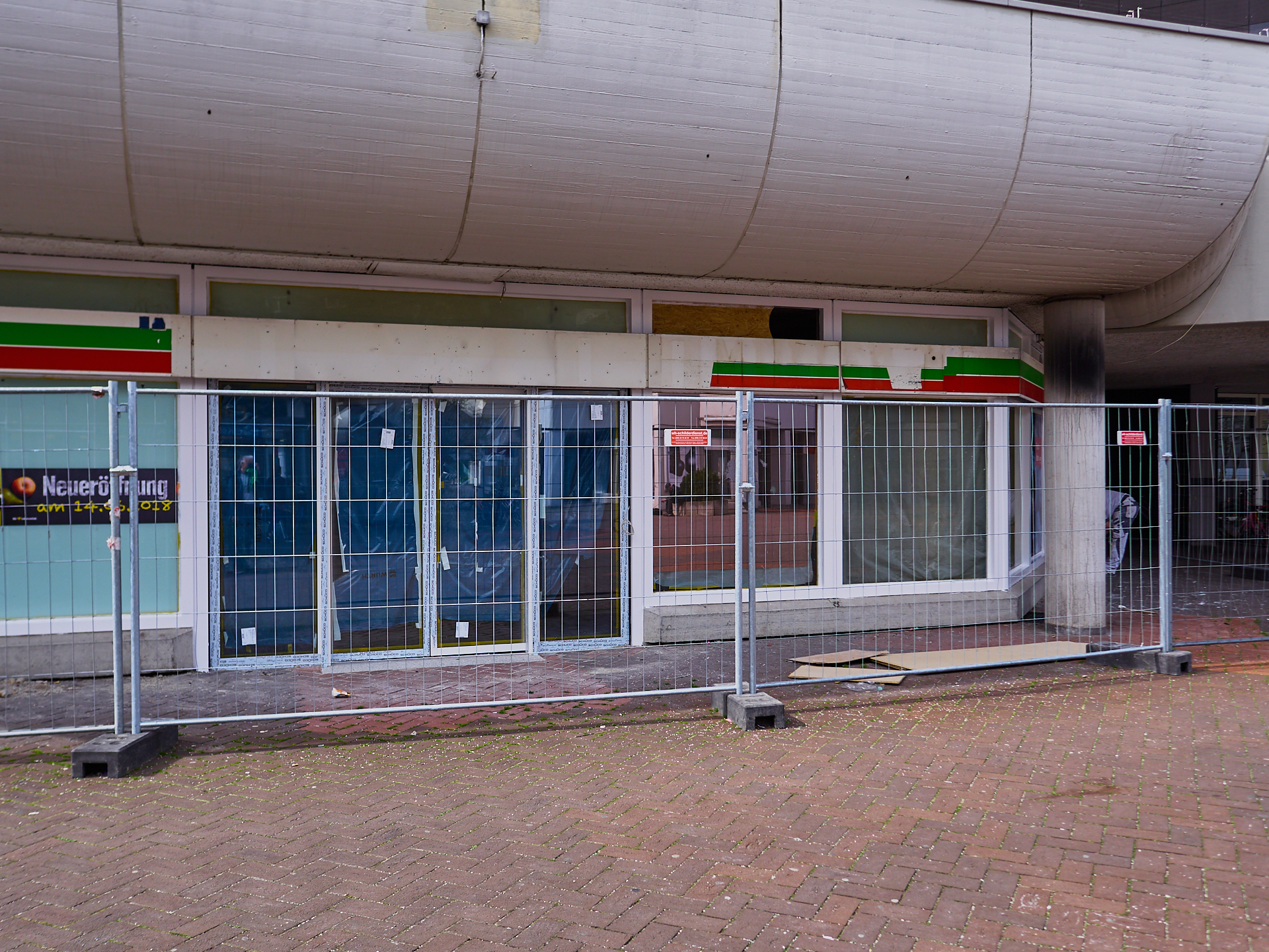 #REWE, #EDEKA, #SANIERUNG, #MARX-ZENTRUM, #PESCHELANGER