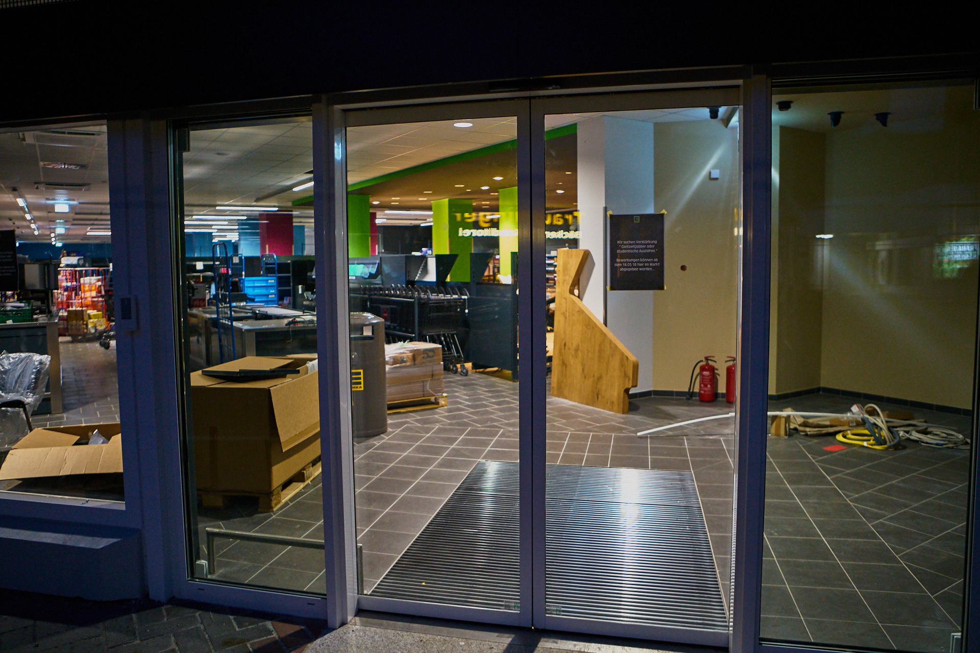 EDEKA-Sanierung im Marx-Zentrum. Ein neuer Laden entsteht.