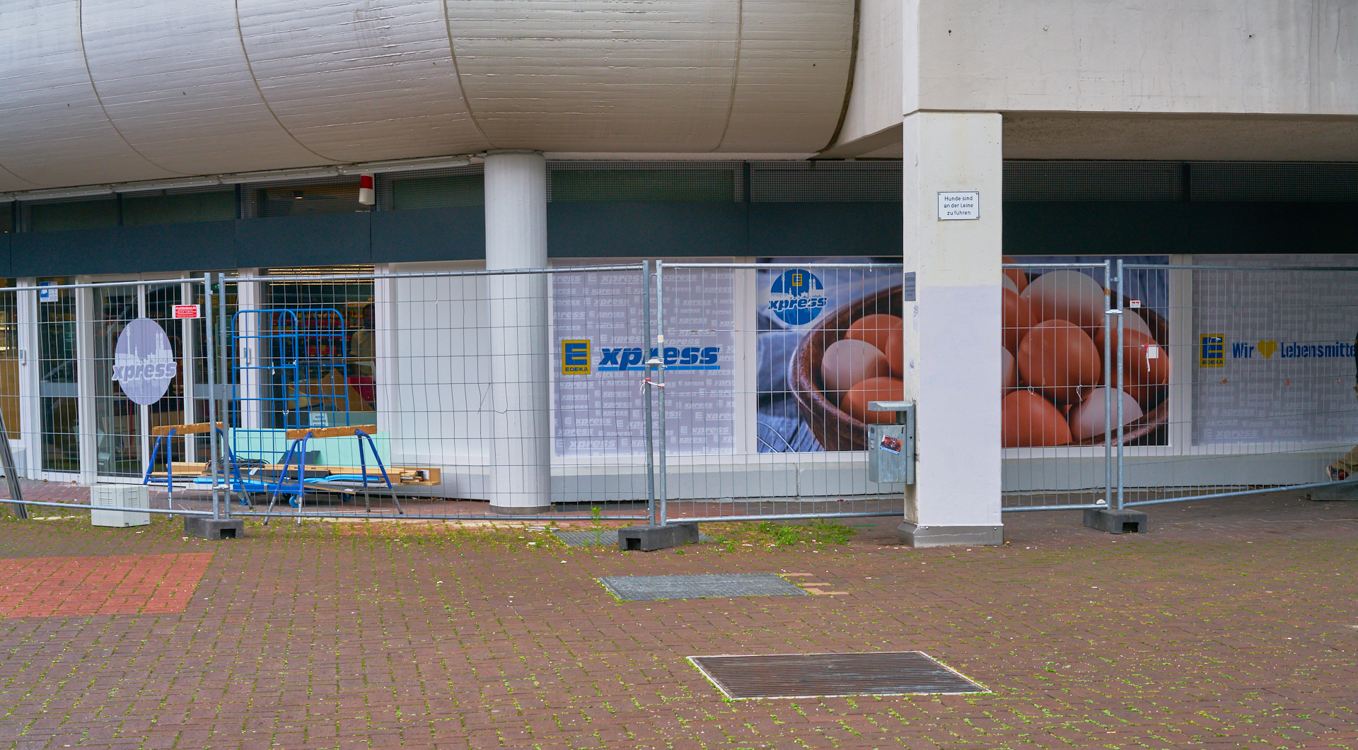 Marx-Zentrum, Peschelanger,EDEKA Sanierung, REWE Schließung, Einkaufscenter