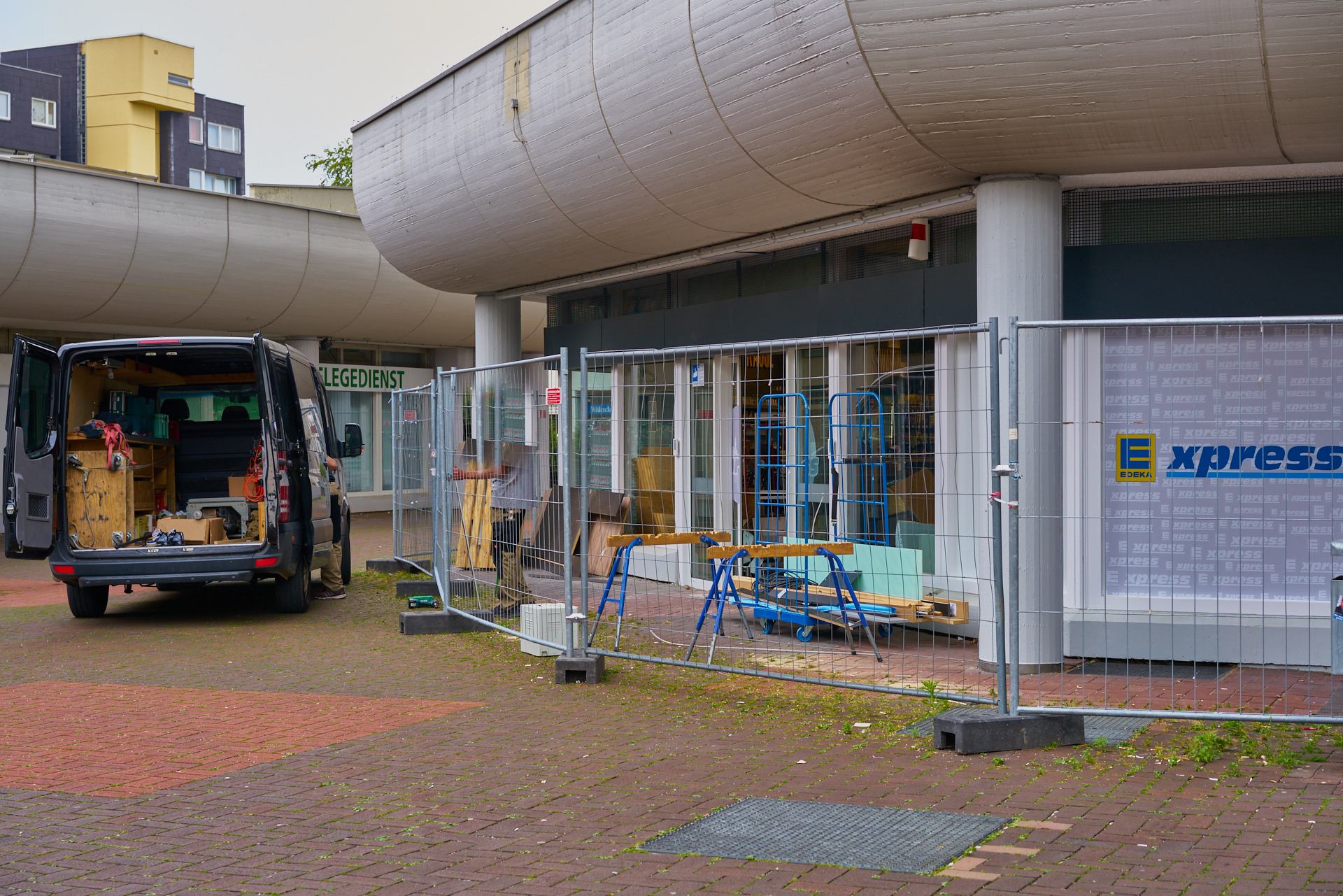 Marx-Zentrum, Peschelanger,EDEKA Sanierung, REWE Schließung, Einkaufscenter