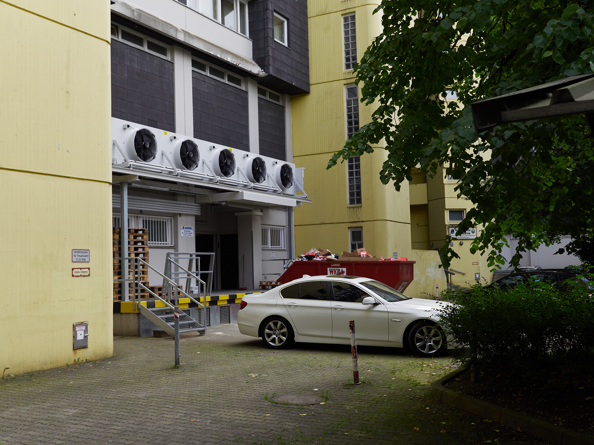 Marx-Zentrum, Peschelanger, EDEKA Sanierung, EDEKA express, Einkaufscenter