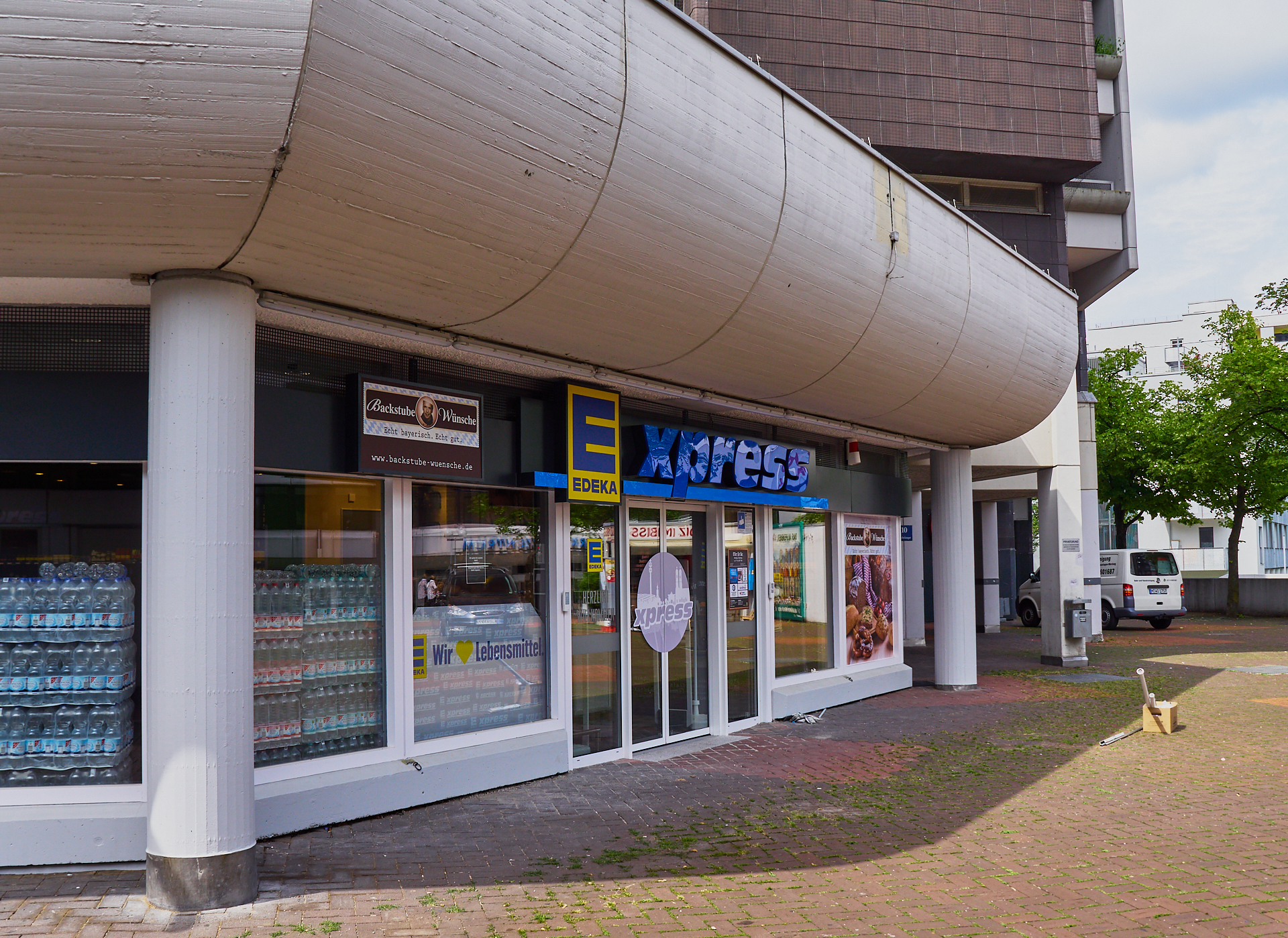 Marx-Zentrum, Peschelanger, EDEKA Sanierung, EDEKA express, Einkaufscenter