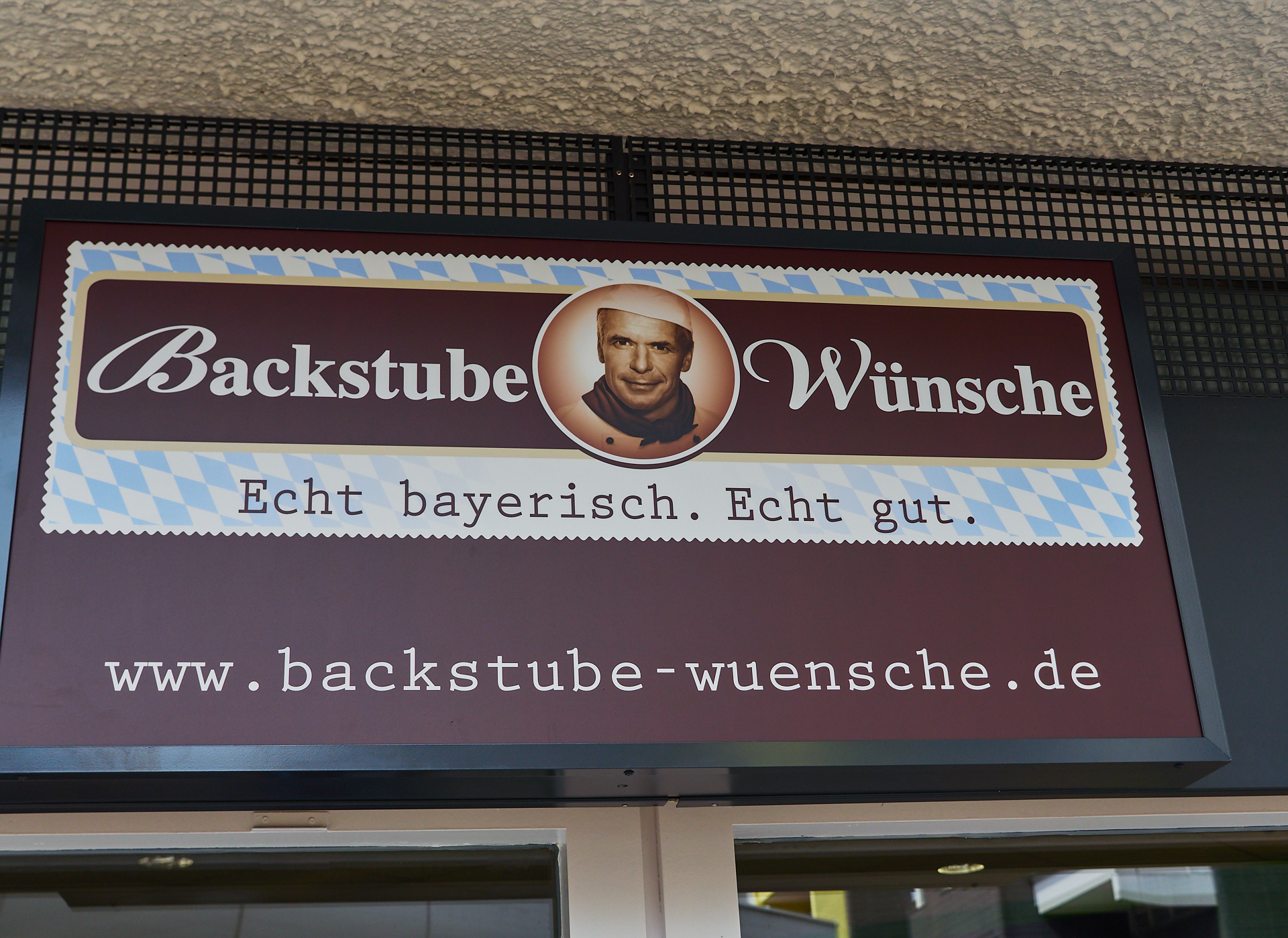 Marx-Zentrum, Peschelanger, EDEKA Sanierung, EDEKA express, Einkaufscenter