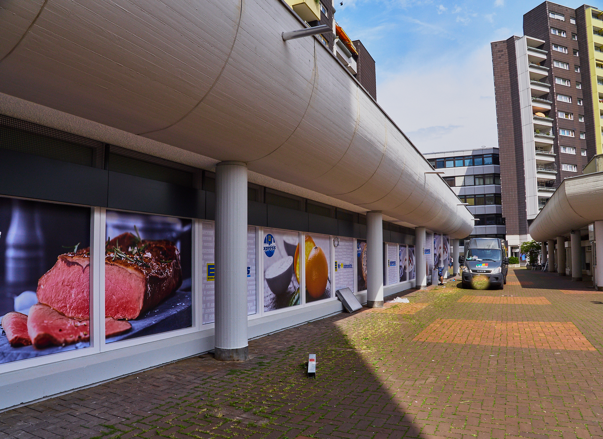 Marx-Zentrum, Peschelanger, EDEKA Sanierung, EDEKA express, Einkaufscenter