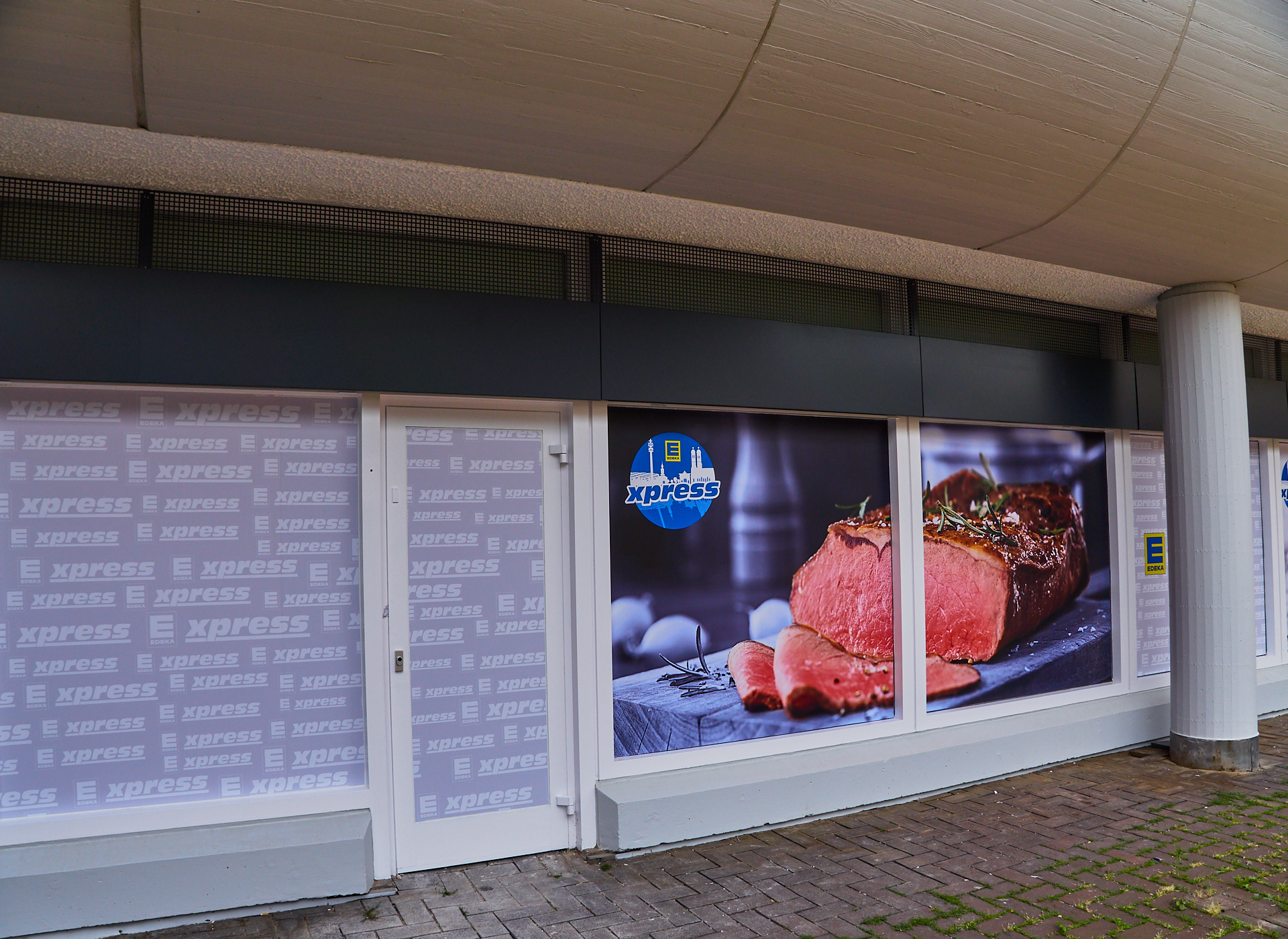 Marx-Zentrum, Peschelanger, EDEKA Sanierung, EDEKA express, Einkaufscenter