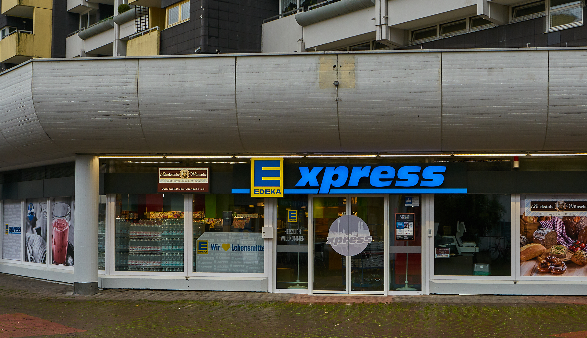 #Marx-Zentrum, #Peschelanger, #EDEKA Sanierung, #EDEKA express, #Einkaufscenter