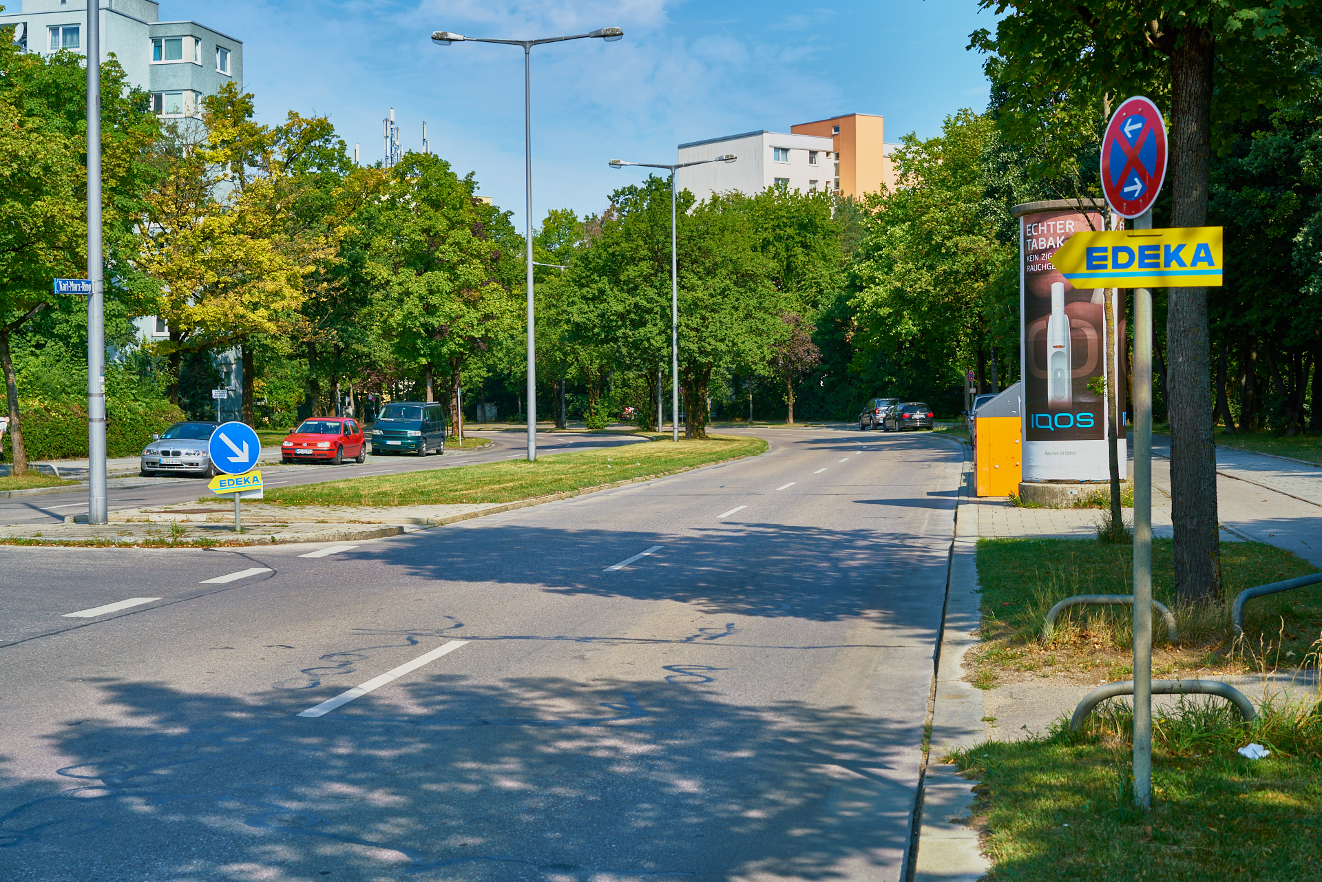 Neue Hinweisschilder für unser #EDEKA im #Marx-Zentrum