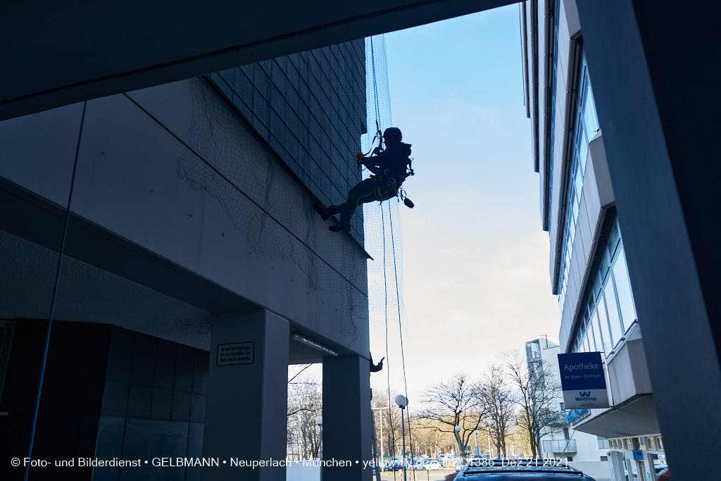 21.12.2021 - Taubennetz für den Peschelanger 7