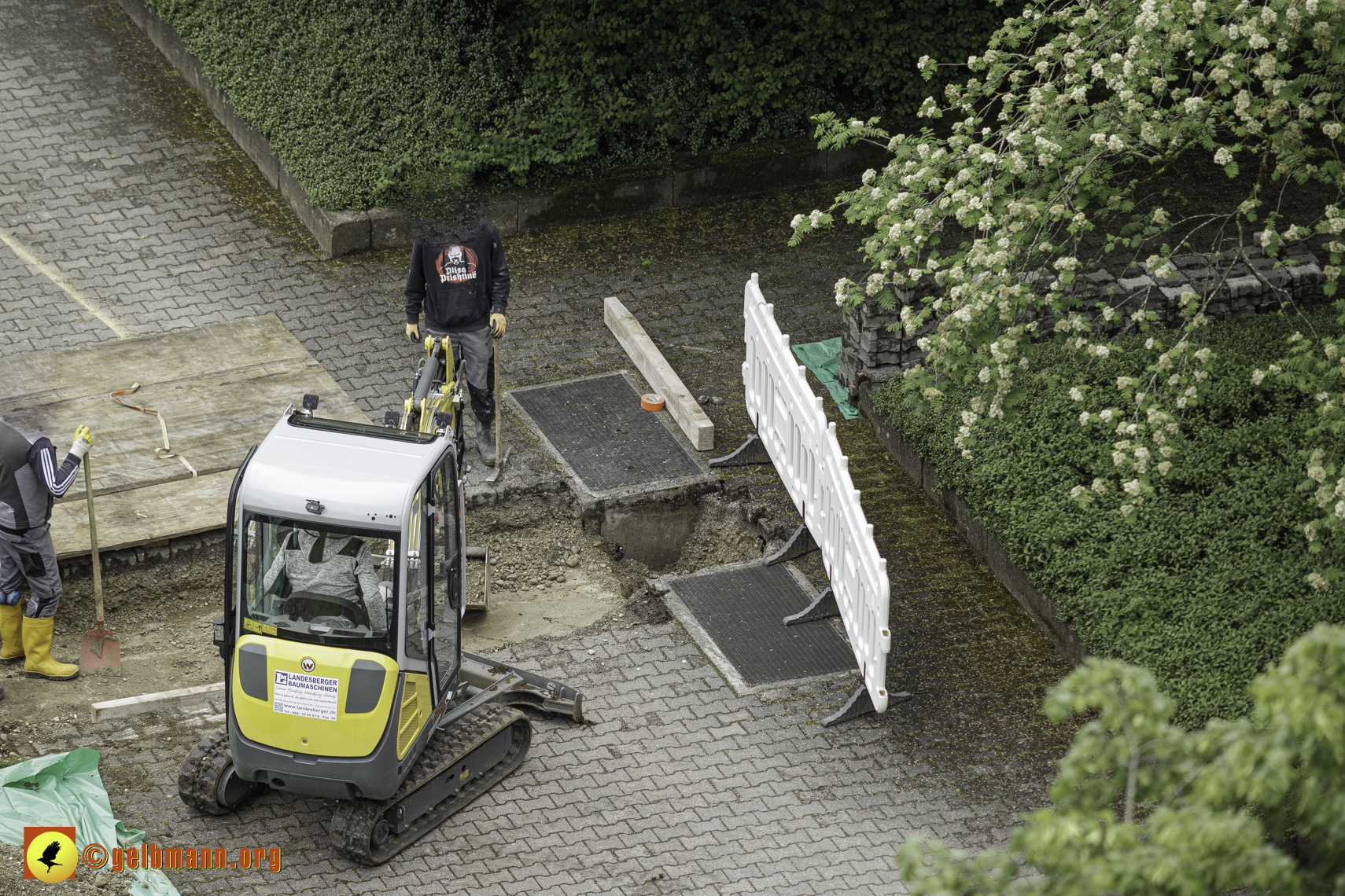 07.05.2024 - Tiefgaragensanierung am Karl-Marx-Ring 52-62 in Neuperlach
