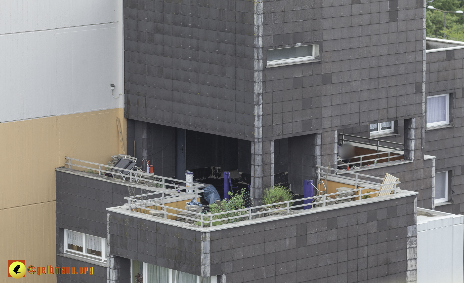 04.06.2024 - Dachsanierung am Karl-Marx-Ring 52-62 in Neuperlach