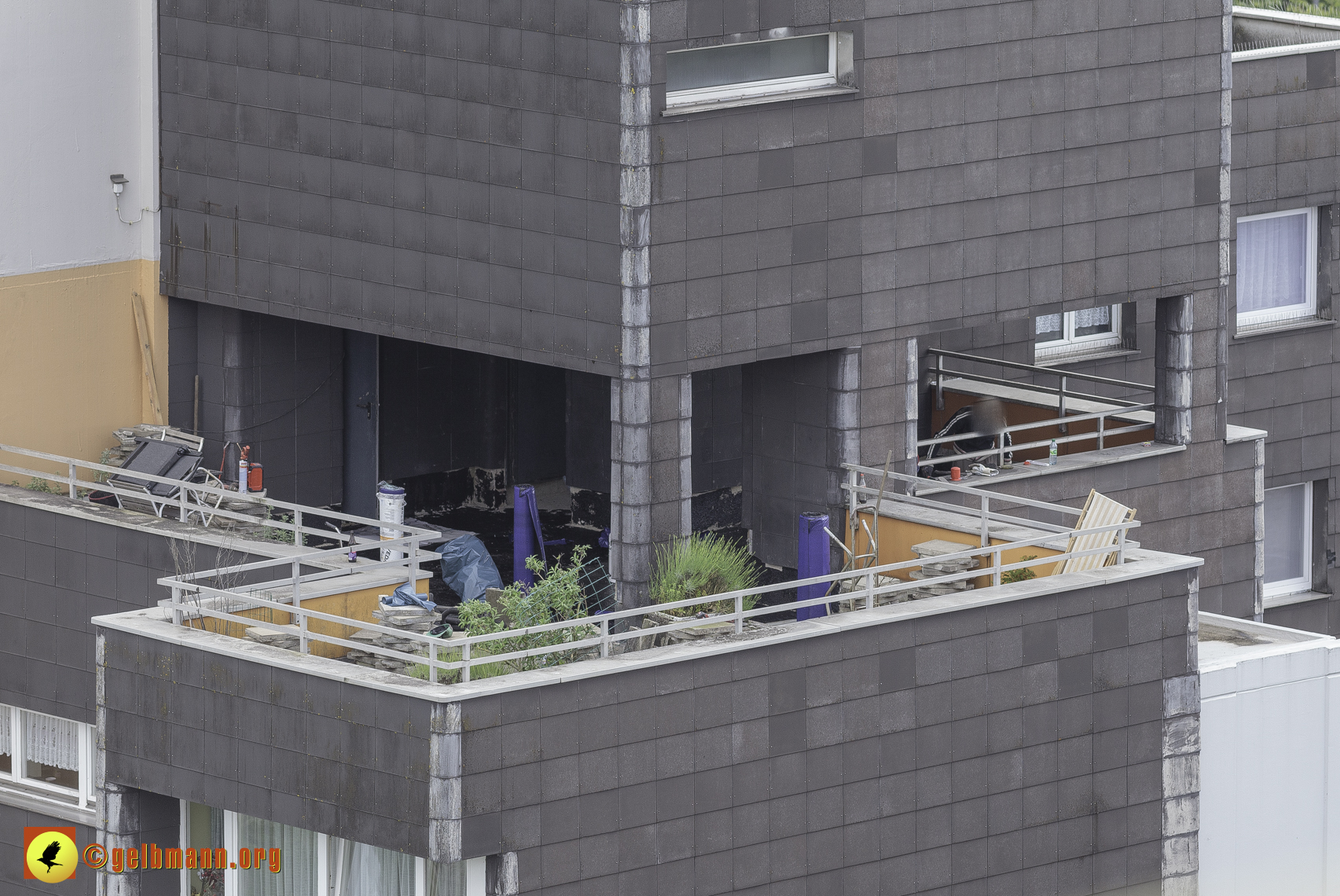 04.06.2024 - Dachsanierung am Karl-Marx-Ring 52-62 in Neuperlach